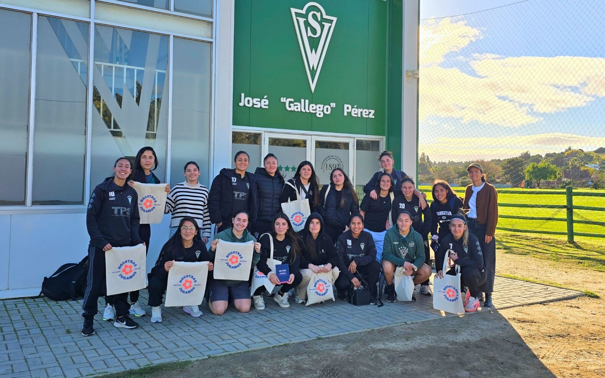 En Valparaíso: ANJUF compartió jornada de diálogo junto al plantel de Santiago Wanderers